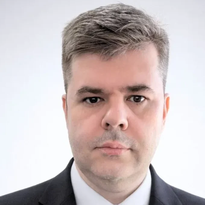 Cleber Luiz Cesconetto, advogado