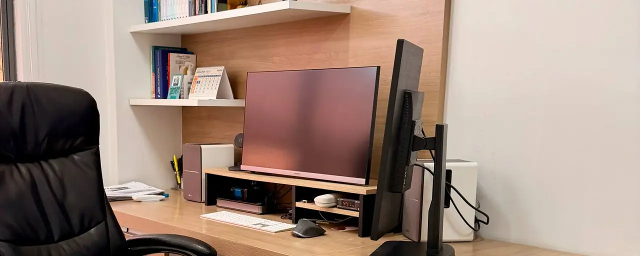 Sala de atendimento do escritório Cesconetto Damiani, em Urussanga
